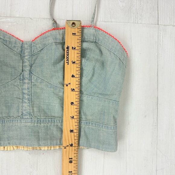 NWT American Eagle Cropped Tank Top Size M Blue Denim Chambray Smocked Y2K Twee - Picture 11 of 13